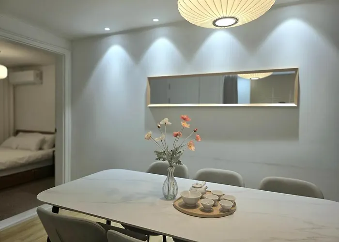 Appartement 1st Floor, 3 Bedrooms, 5-min Walk To Mangwon Market, 10-min Walk To Subway, 5-min Walk To River, 10-min Walk To Hongdae, Family And Friends Accommodation, New *