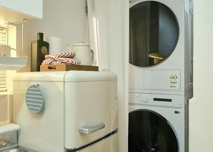Appartement 1st Floor, 3 Bedrooms, 5-min Walk To Mangwon Market, 10-min Walk To Subway, 5-min Walk To River, 10-min Walk To Hongdae, Family And Friends Accommodation, New Seoel
